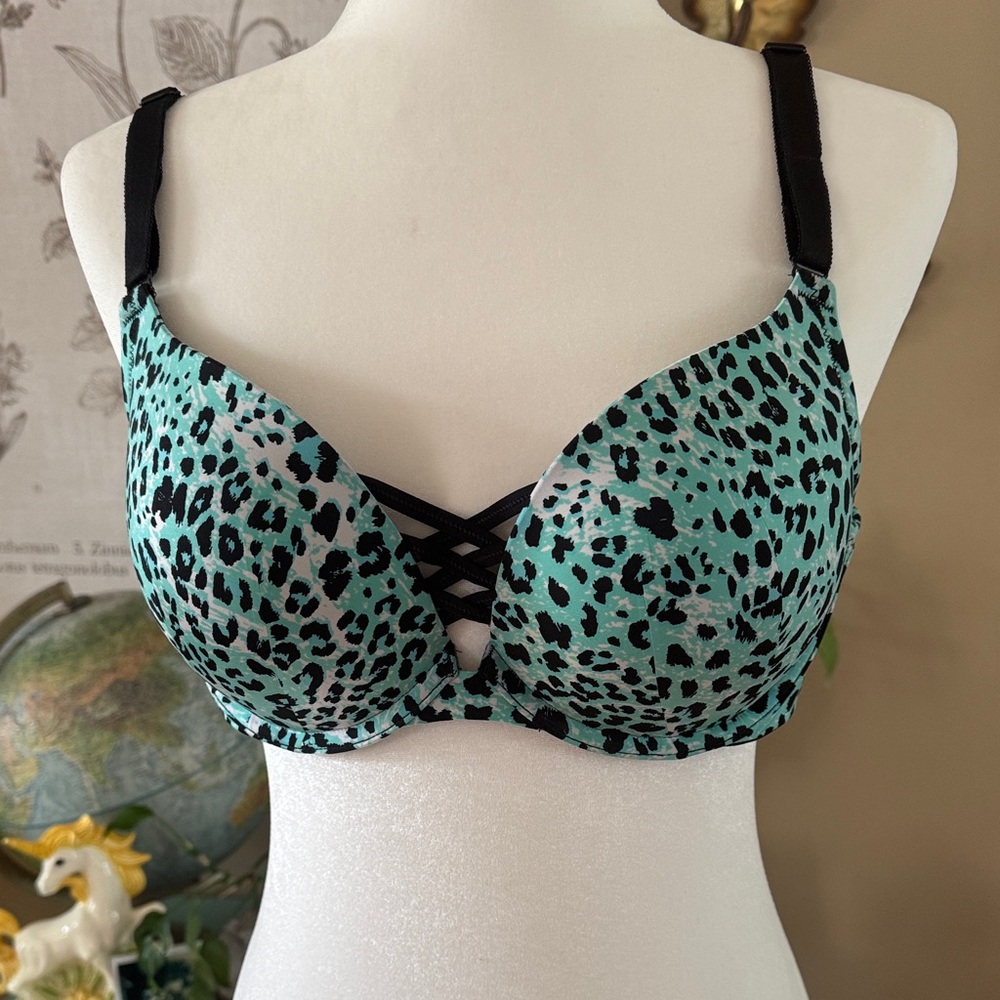 Torrid Underwire 40B Leopard Print Padded Bra - Black and Green